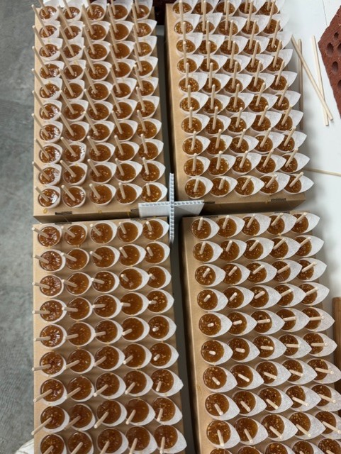 Knäckklubba med mörk chokladsmak